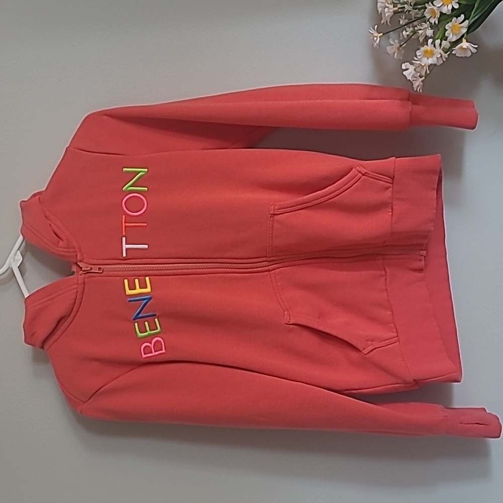 Benettone zip hoodie,  small